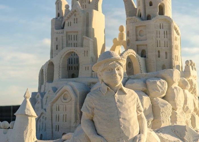 Spectacular sand sculptures that will blow your mind