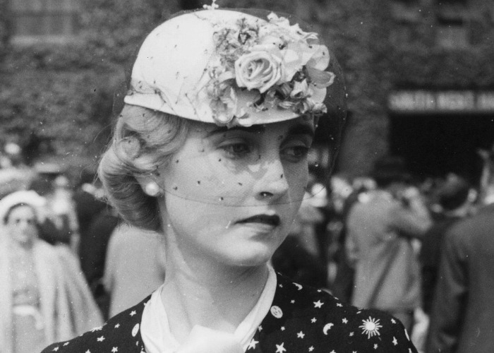 Discover how these 7 wealthy heirs squandered their massive inheritances