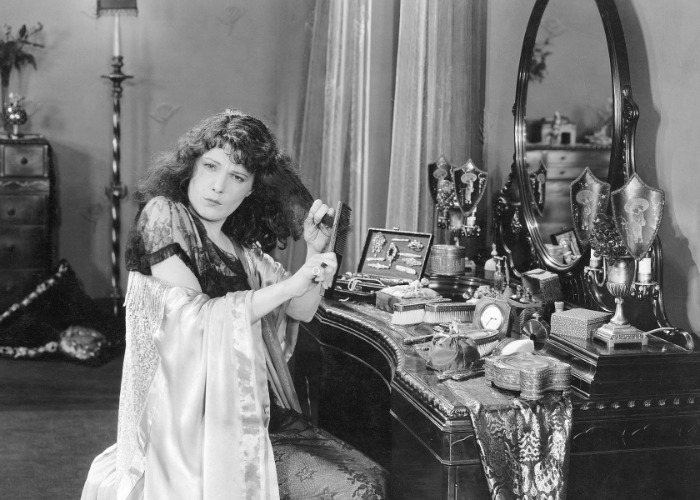Fascinating vintage photos of everyday life in the Roaring Twenties