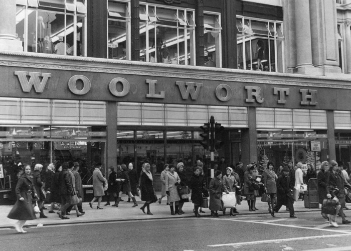 10 iconic shops that disappeared from UK high streets