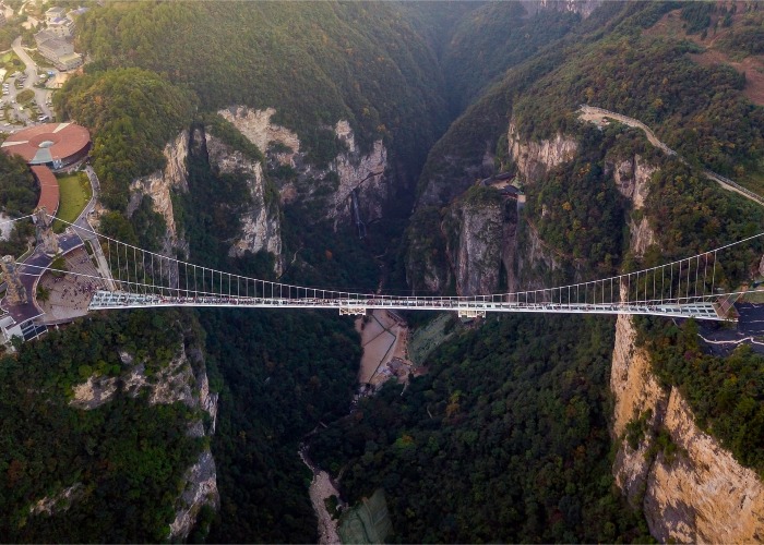 Revealed: 24 Tallest Tourist Attractions Not For The Faint-Hearted