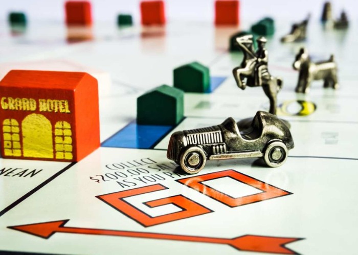Do you own any of these 35 'junk' items that could be worth £1,000s?