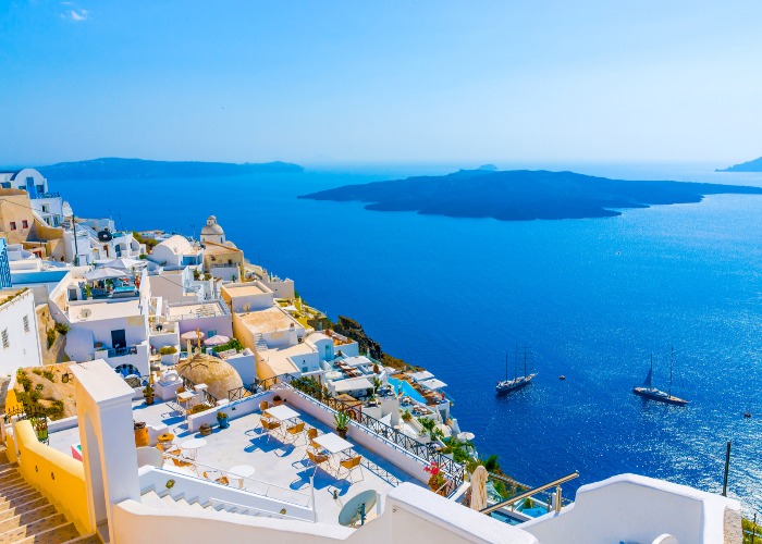 Art-hopping on the Greek Islands - G Adventures