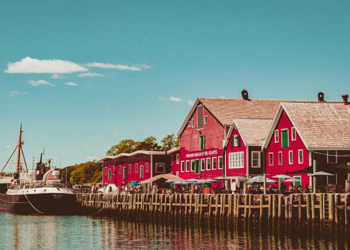 Canada's top day trips from its best-loved cities