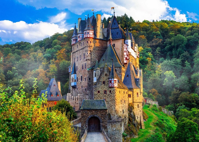 Europe's most beautiful castles | loveexploring.com