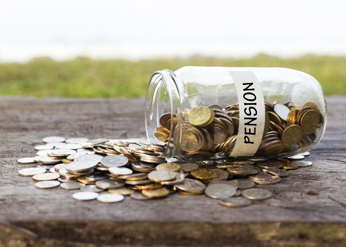 Pension contributions: how much should I save each month for retirement?