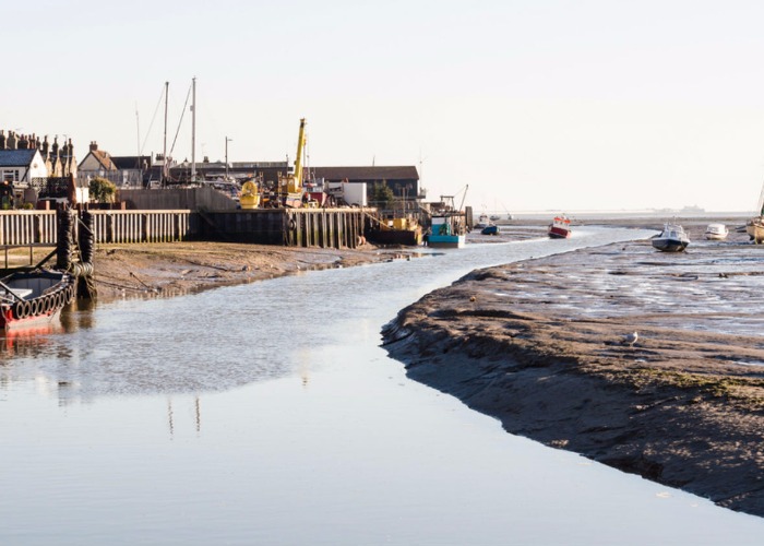 Leigh-on-sea named happiest place to live in the UK