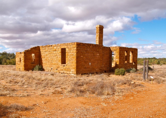These Abandoned Australian Towns Will Give You The Chills