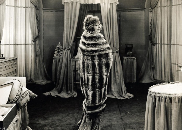 Rare photos that capture the history of American homes through the years
