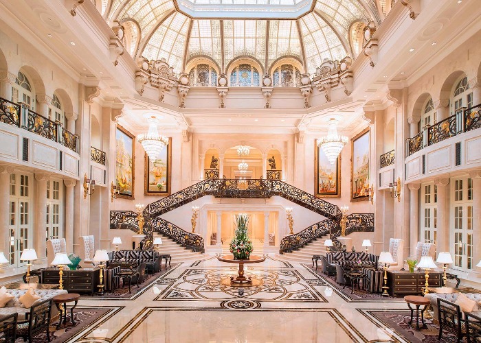 The World S Most Beautiful Hotel Lobbies Loveexploring Com
