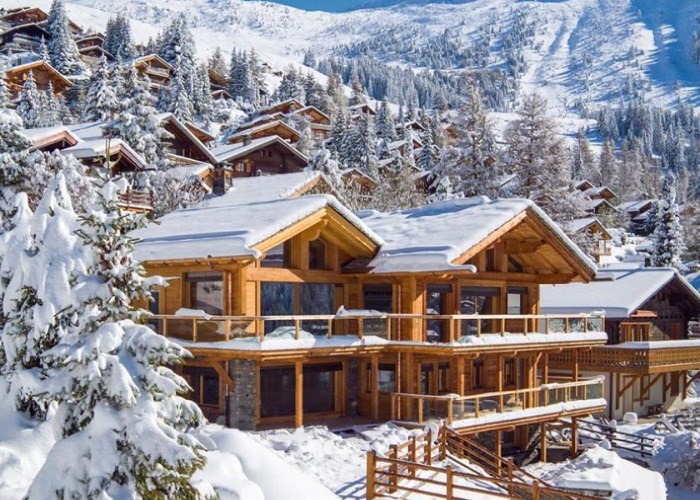 Fairy-tale Airbnbs You Can Book In America, Beyond For A Magical Stay