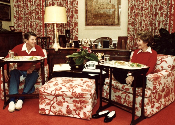 Remember 80s decorating? Iconic 1980s interior designs and home ...