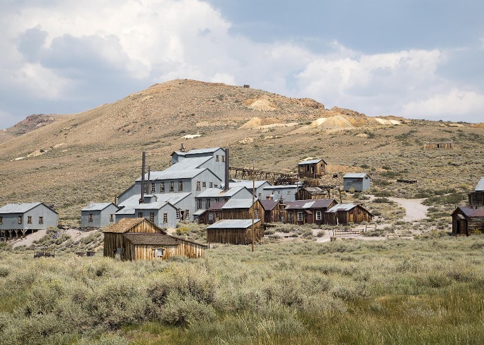 America's empty ghost towns, and why they're abandoned today ...