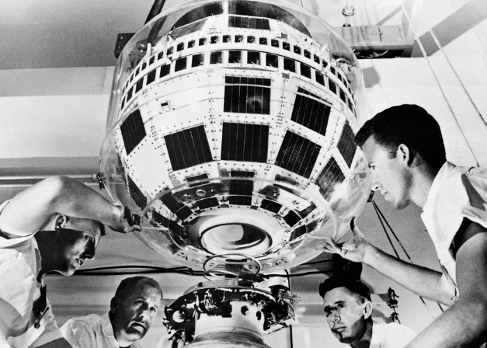 Discover The Fate Of History's 26 Most Famous Spacecraft