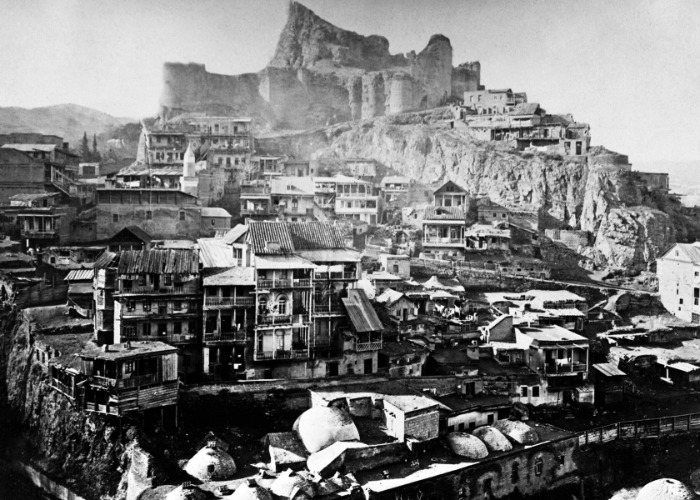 Explore the changing faces of European capitals in the Roaring 20s