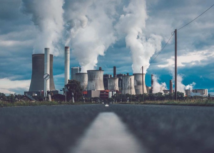 20 most POLLUTING countries: where does UK rank?