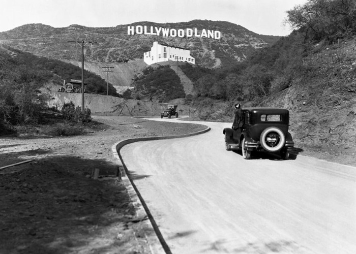 16 world-famous places pictured before mass tourism