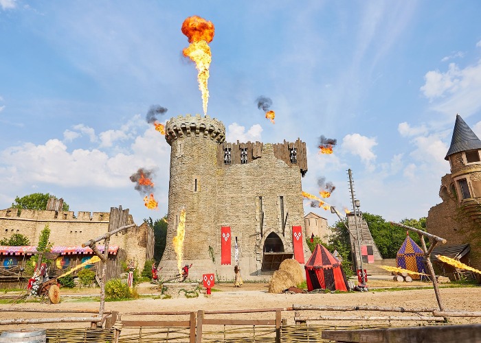 Puy du Fou — Wikipédia