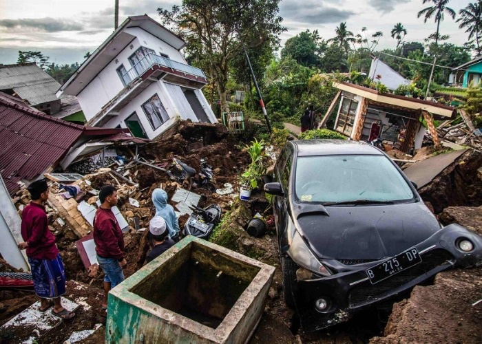 32 Deadly Earthquakes That Stunned the World