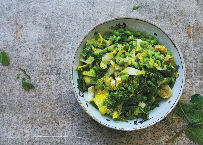Broad beans with lettuce, shallots and mint recipe