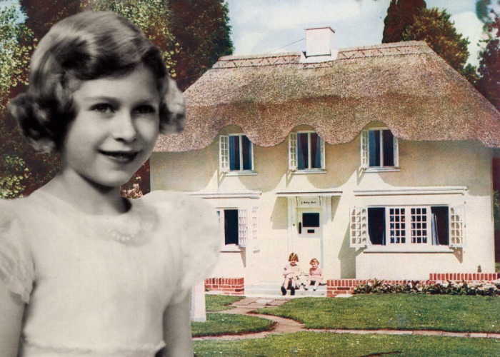 The hidden stories behind the world’s most extraordinary royal homes