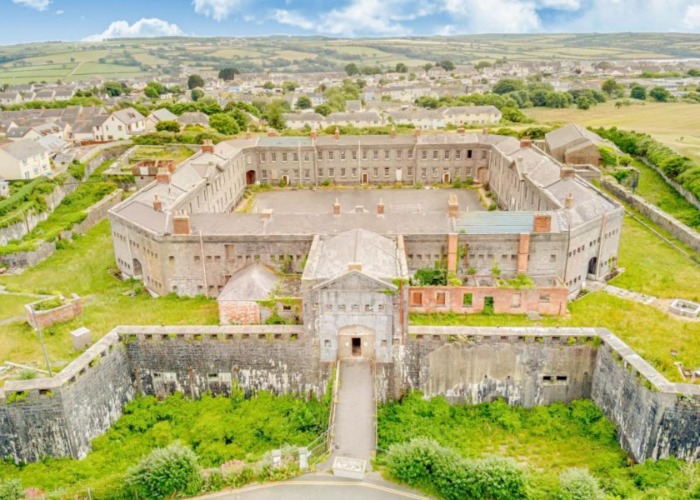 Ultimate fixeruppers castles, forts and mansions for sale in need of restoration