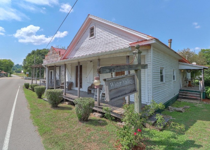 This beautiful abandoned town in Tennessee is for sale