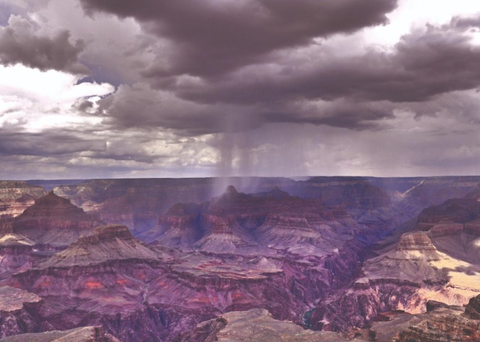 21 dramatic weather events caught on camera