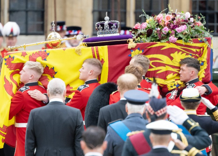 The World S Most Expensive Funerals Ever Ranked Loveinc The World S Most Expensive Funerals Ever Ranked Loveinc