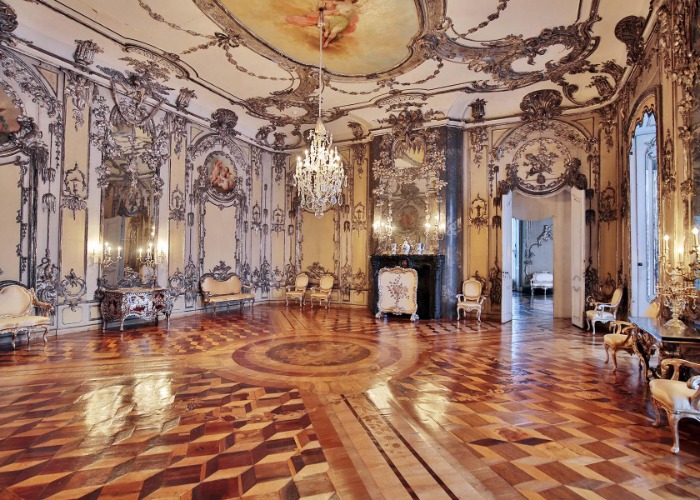 The world's most magnificent palaces you have to see