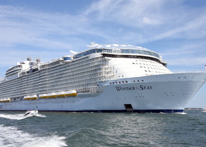 Amazing facts about cruise ships you might not know | loveexploring.com