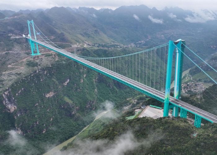 How the world's highest bridge was built for peanuts