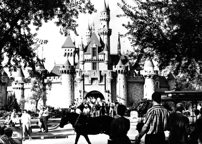Incredible vintage images of early-days Disney