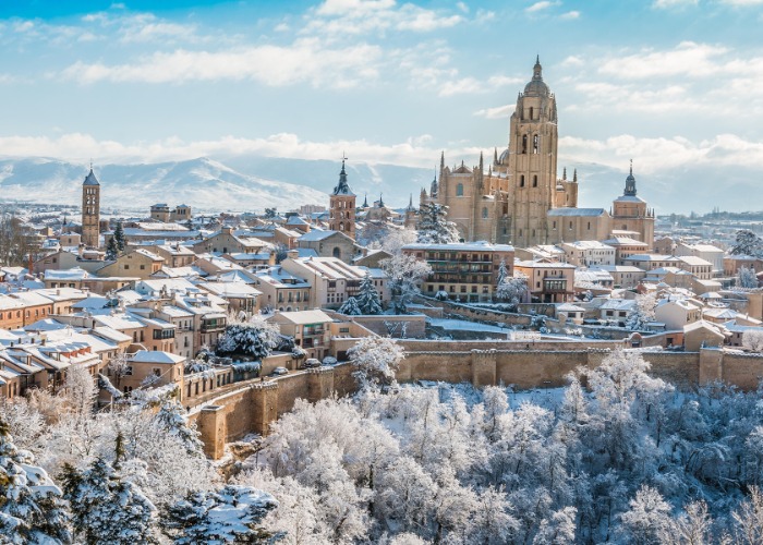 Discover The Most BEAUTIFUL Winter Scenes In America, Around The World