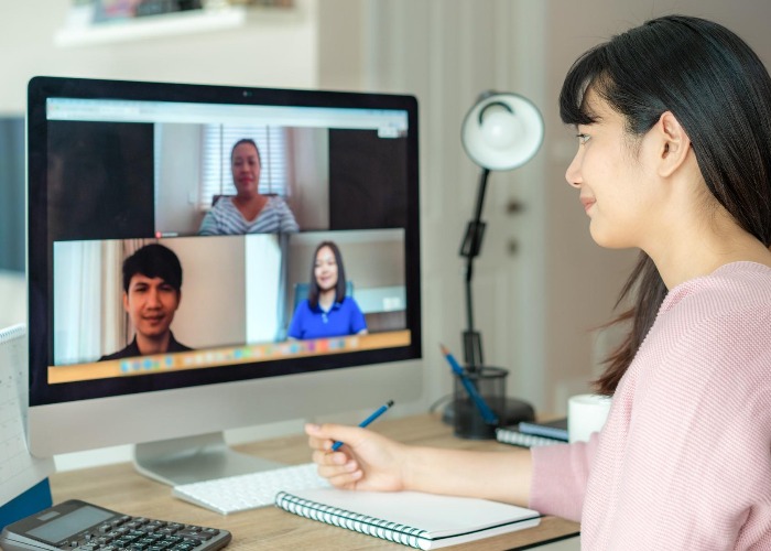 How Body Language Can Help You Ace That Online Interview
