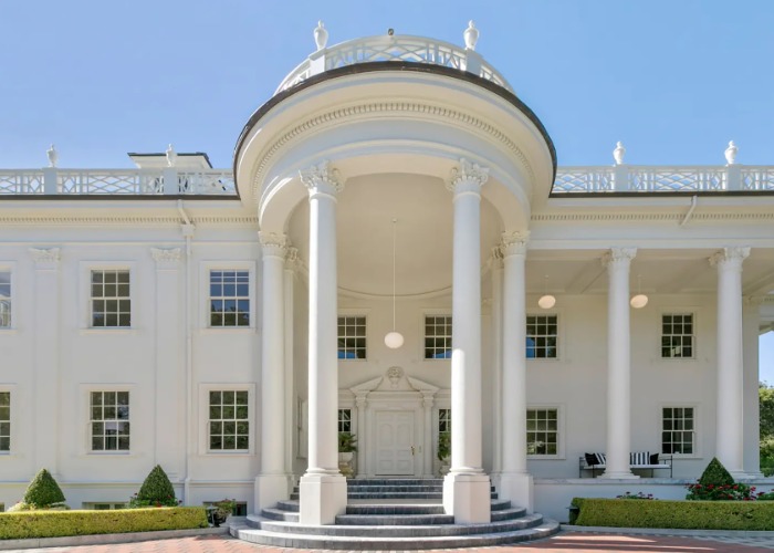 $20m For a Californian White House Replica With a Feminist History