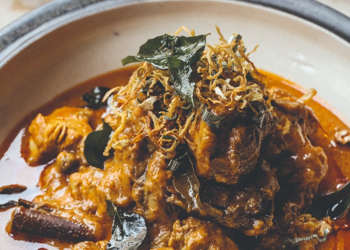 Sri Lankan red chicken curry recipe