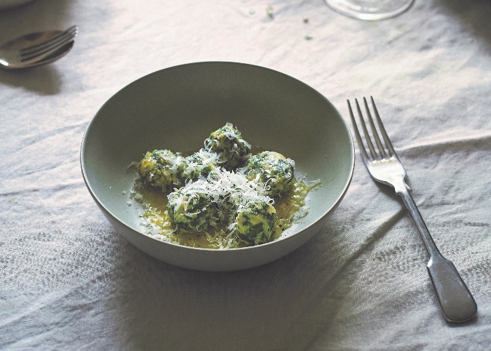 Spinach and ricotta gnudi recipe