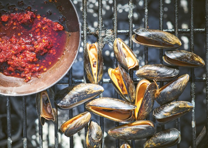 Grilled mussels with ‘nduja and sourdough recipe