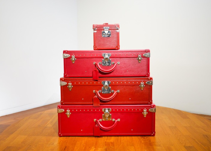 16 Ways To Keep Baggage Handlers Happy (And Your Luggage Safe)