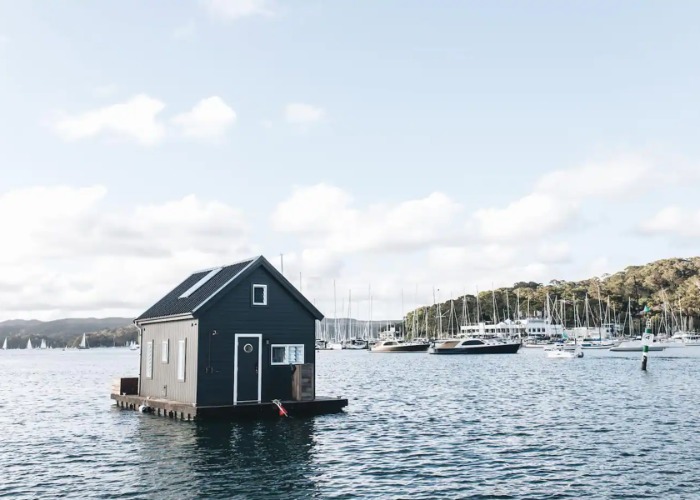 12 Dreamy Floating Tiny Homes In America, Beyond