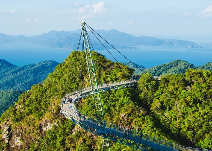Breathtaking sky-high views perfect for thrill seekers