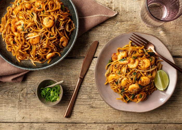 Ken Hom's prawn chow mein recipe