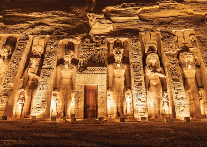 Egypt's most historic treasures: uncover their hidden secrets 