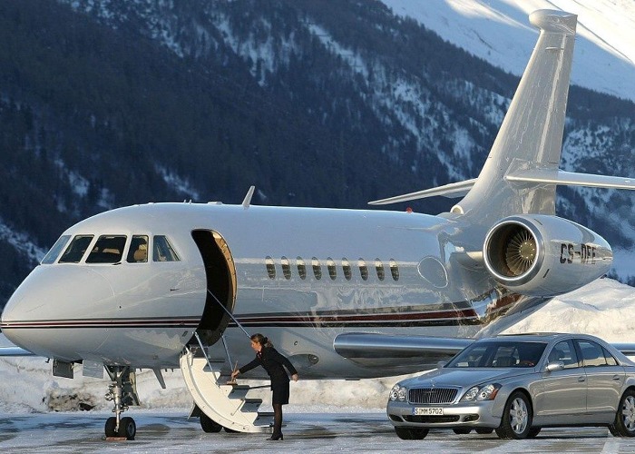 So reisen Milliardäre: Die extravagantesten Fahrzeugflotten in Bildern