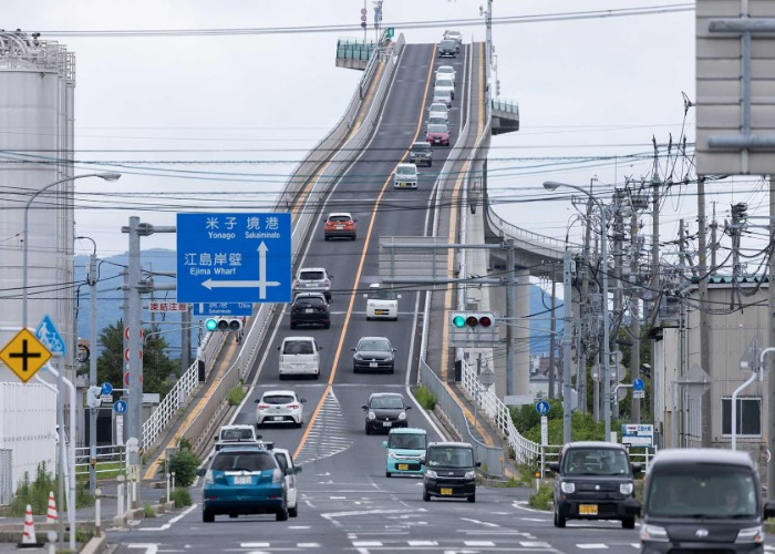 19 Record-Breaking Bridges Around The World