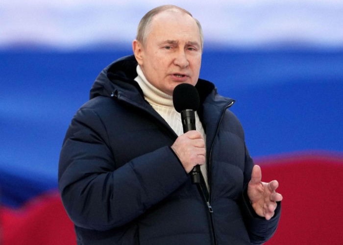 Inside Vladimir Putin’s staggering life of luxury 