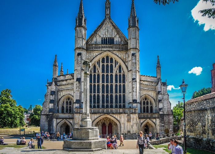 Explore Englands Former Capital What To Do In Winchester