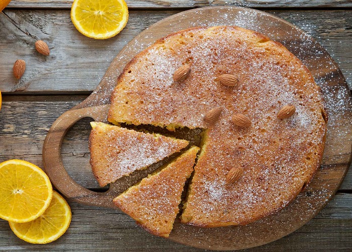 Claudia Roden's orange and almond cake recipe