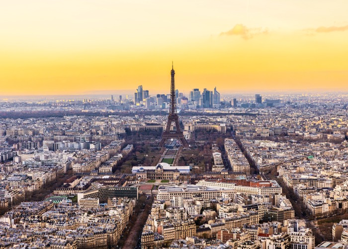 Skip These Pricey Tourist Spots And Try These Budget-Friendly Picks